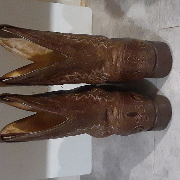 CORRAL   VINTAGE  boots  size  9 D men - Picture 2 of 6